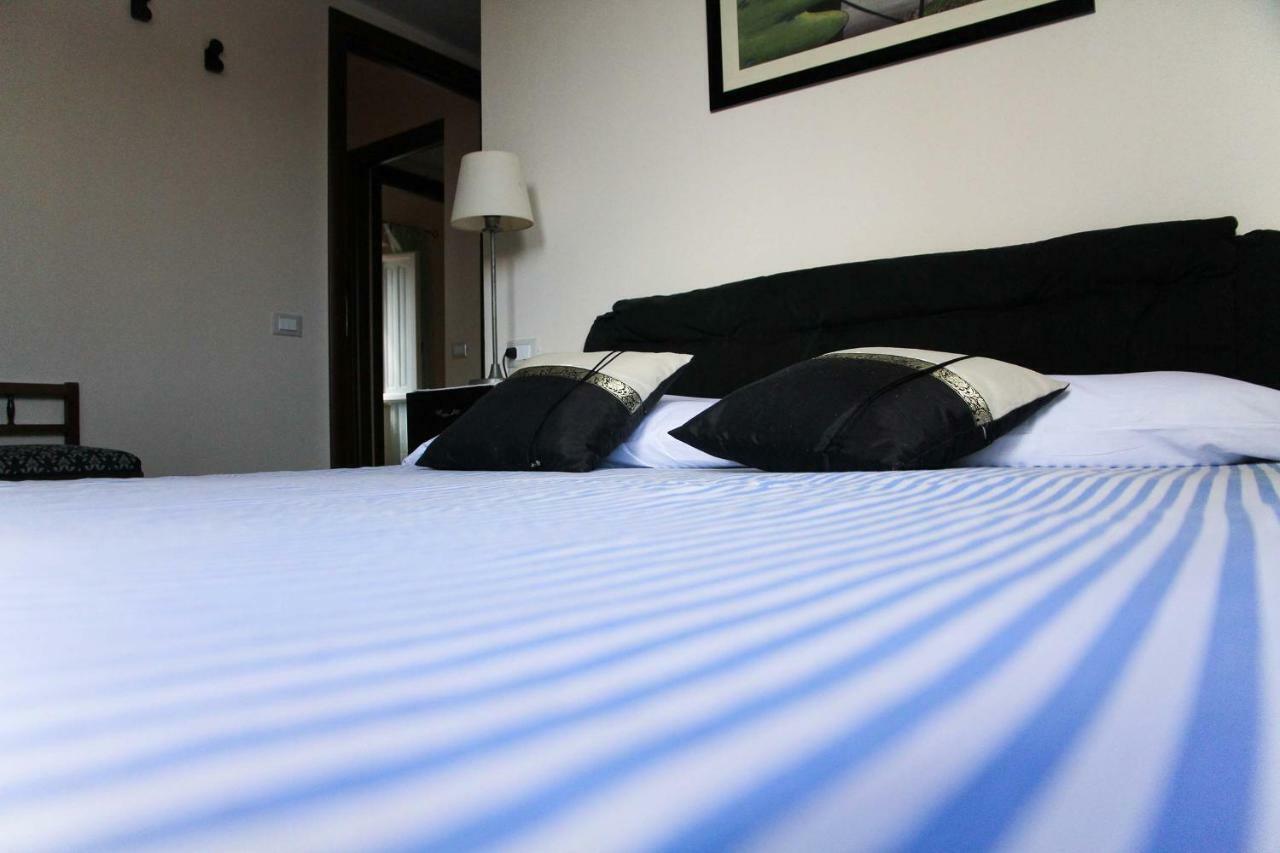 Bed and Breakfast Los Flamingos La Maddalena  Экстерьер фото