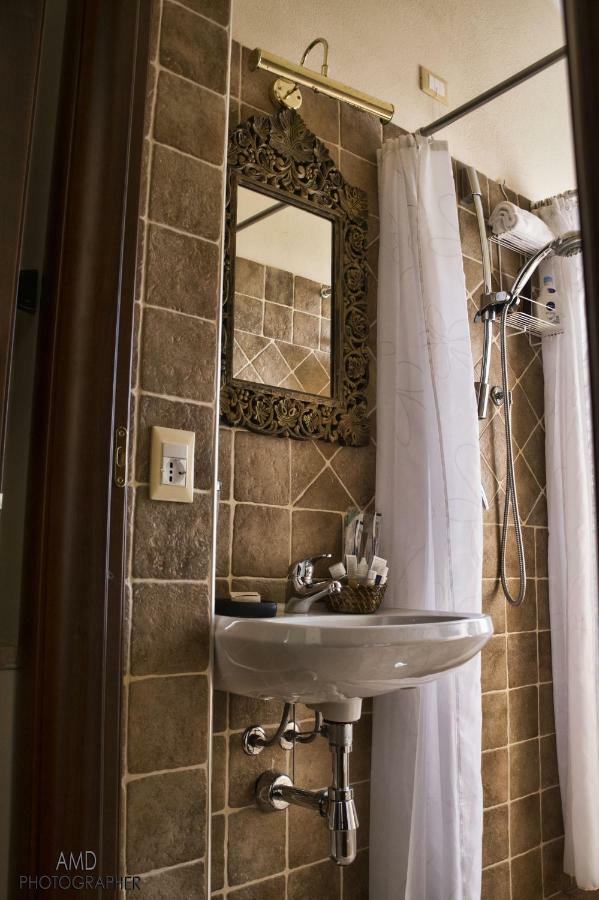 Bed and Breakfast Los Flamingos La Maddalena  Экстерьер фото